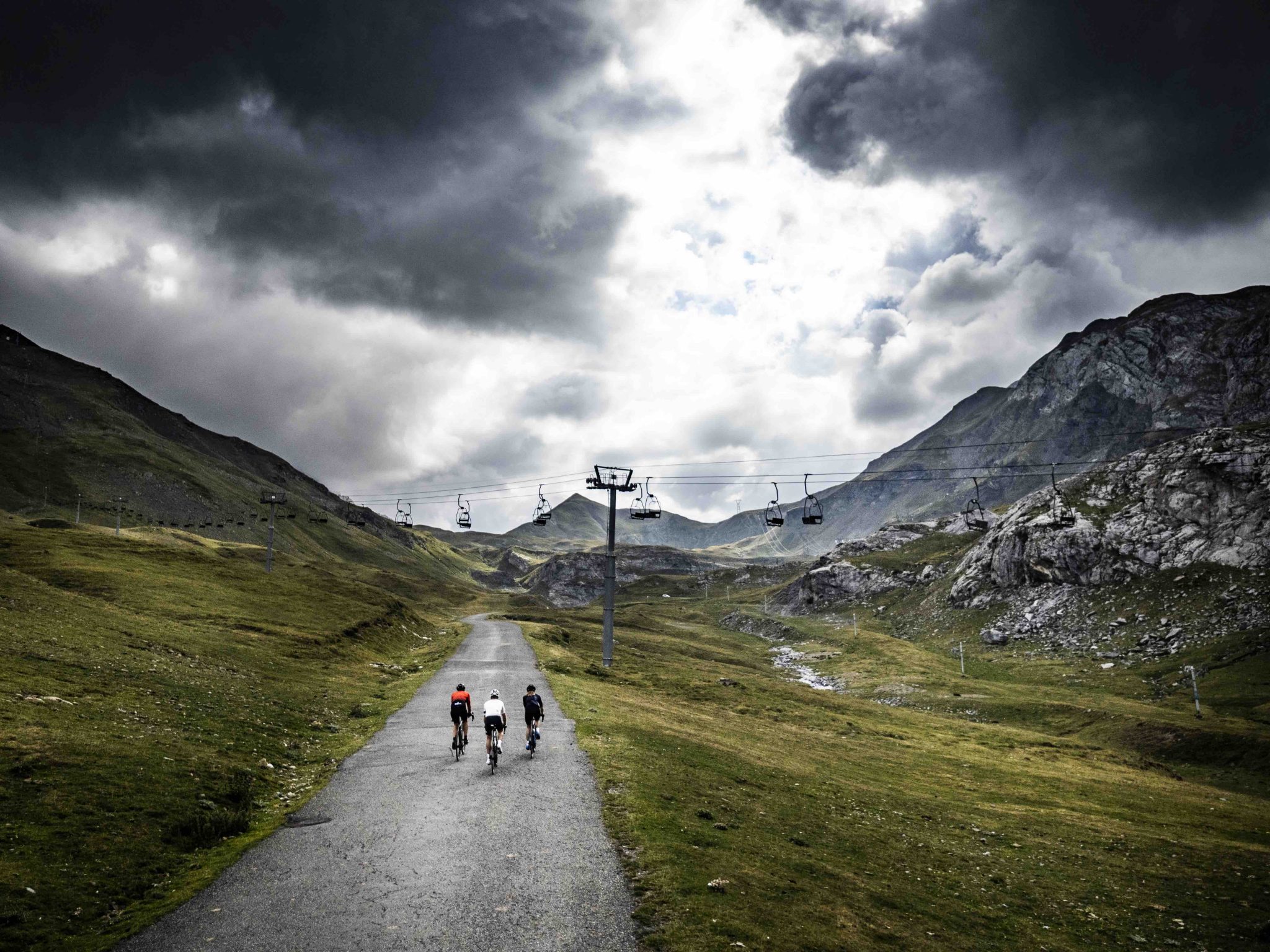 LuzSaintSauveur, France The Hidden Cirques of the Pyrenees